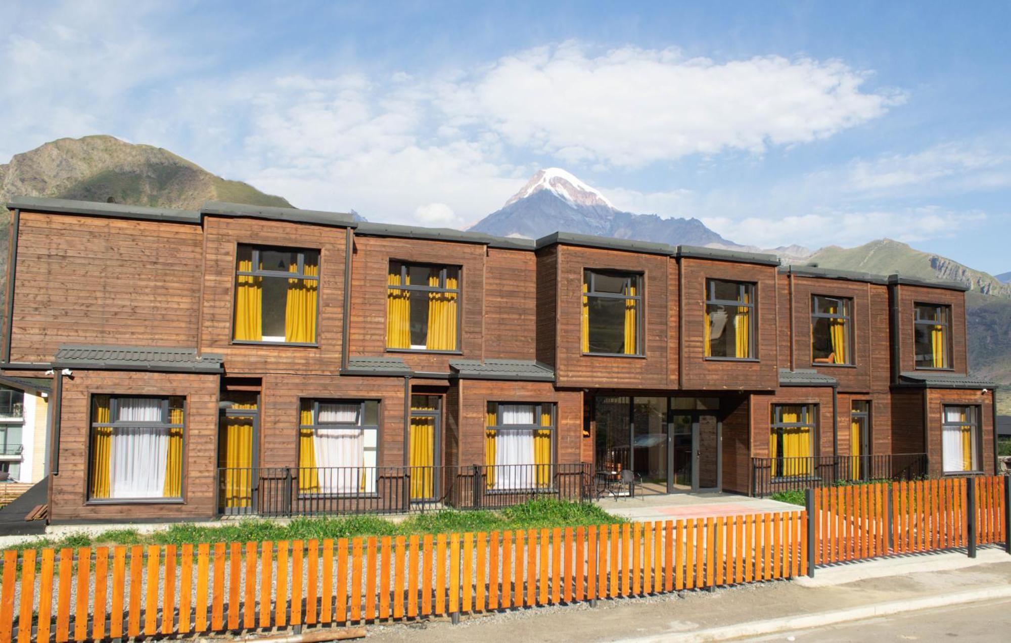 Melodia Kazbegi Hotel Exterior photo